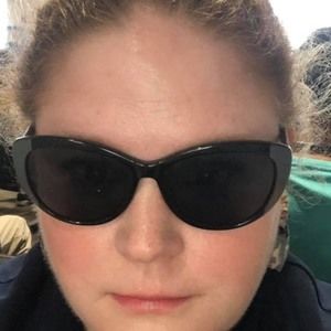 Meet your Posher, Becky